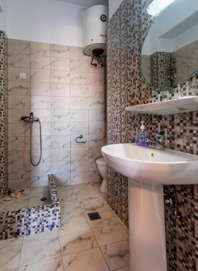 Tzivaeri Studios Zefiria Bagian luar foto